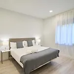 Ines Luna アパートホテル 4*
