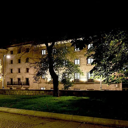 Ines Luna Lejlighedshotel 4*