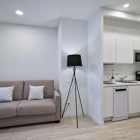 Apartahotel Inés Luna 4*