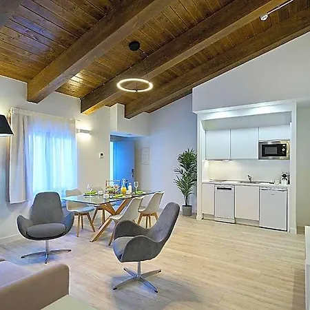 Aparthotel Inés Luna
