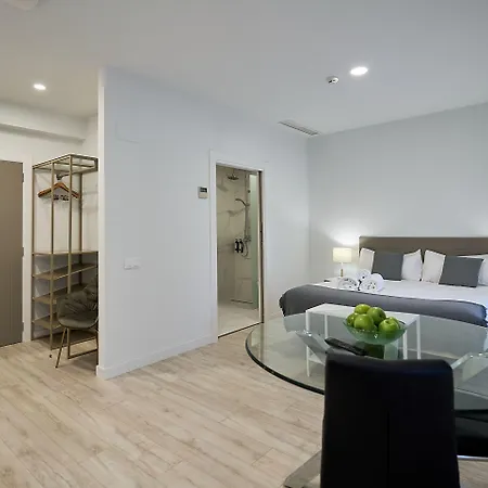 Inés Luna Aparthotel
