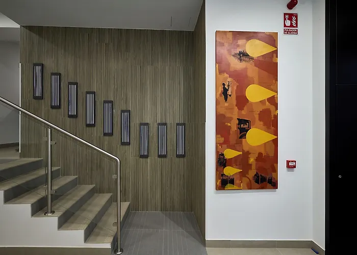 מלון דירות Ines Luna 4*